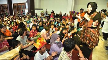 Komitmen Wali Kota Risma Hadirkan Pendidikan Gratis di Surabaya dalam Memori Hari Ini, 6 Januari 2017