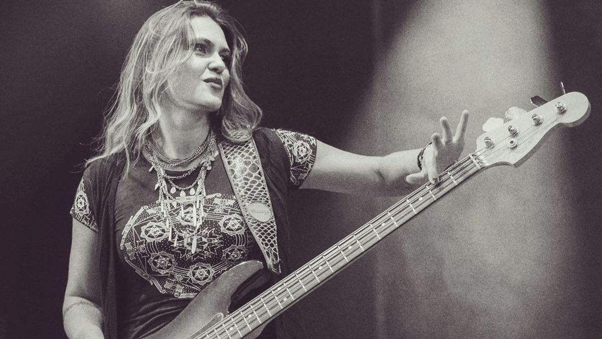 Vixen Bassist Julia Lage Gets Doug Pinnick And Richie Kotzen For The Ride's New Solo Single