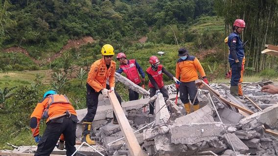 16 Families Affected By Movable Land In Banjarnegara, Regency Government Immediately Build Huntara