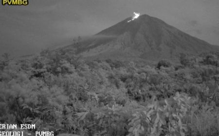 Gunung Semeru Erupsi Lagi Disertai Letusan Setinggi 400 Meter