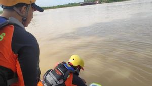 Tim SAR Sudah Sisir Sungai Batang Hari 20 Km, ABK yang Tenggelam Belum Juga Ditemukan