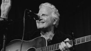 Penulis Lagu Hits Billy Steinberg Meninggal Dunia di Usia 74 Tahun