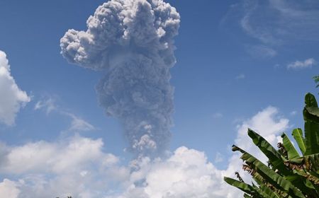 Gunung Ibu Tak Lagi Berstatus Awas