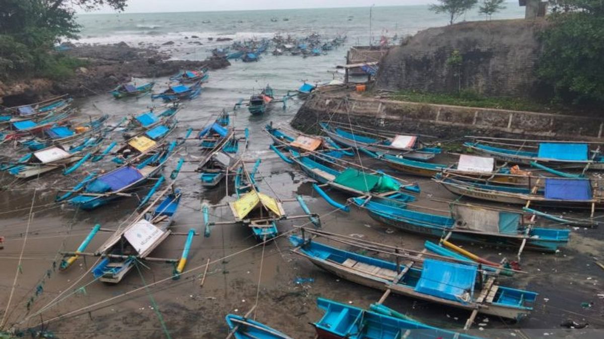 禁止使用杰里罐购买燃料，西爪哇南海岸渔民希望建造特殊加油站