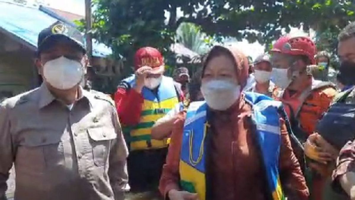 Social Minister Risma Emphasizes The Importance Of Mitigation To Overcome Floods In West Kalimantan