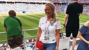 WAGs Seksi Timnas Inggris Siap Terangi Tribun di Euro 2020 
