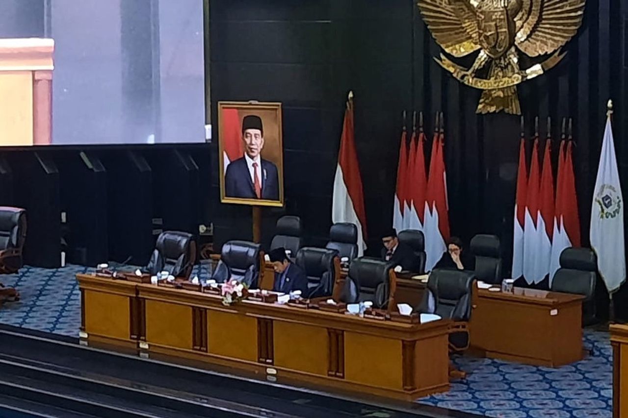 DPR Is Considered To Have "Corrupted Legislation" After Discussing The Pilkada Bill In A Hurry
