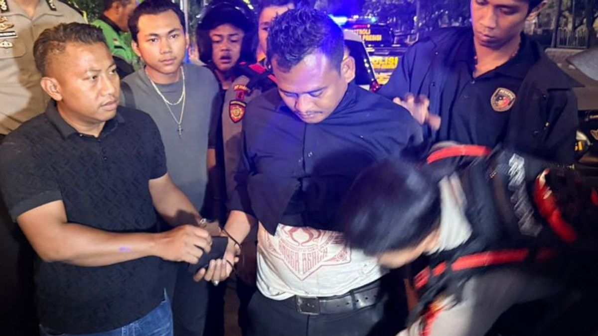 Dua Orang Penumpang Grab Diperas Rp780 Ribu, Korban Dikunci dari Dalam Mobil Toyota Avanza