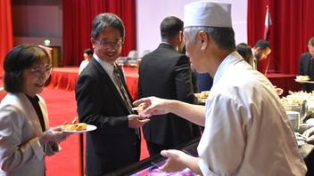 Japan To Increase Chef Salaries On Diplomatic Missions