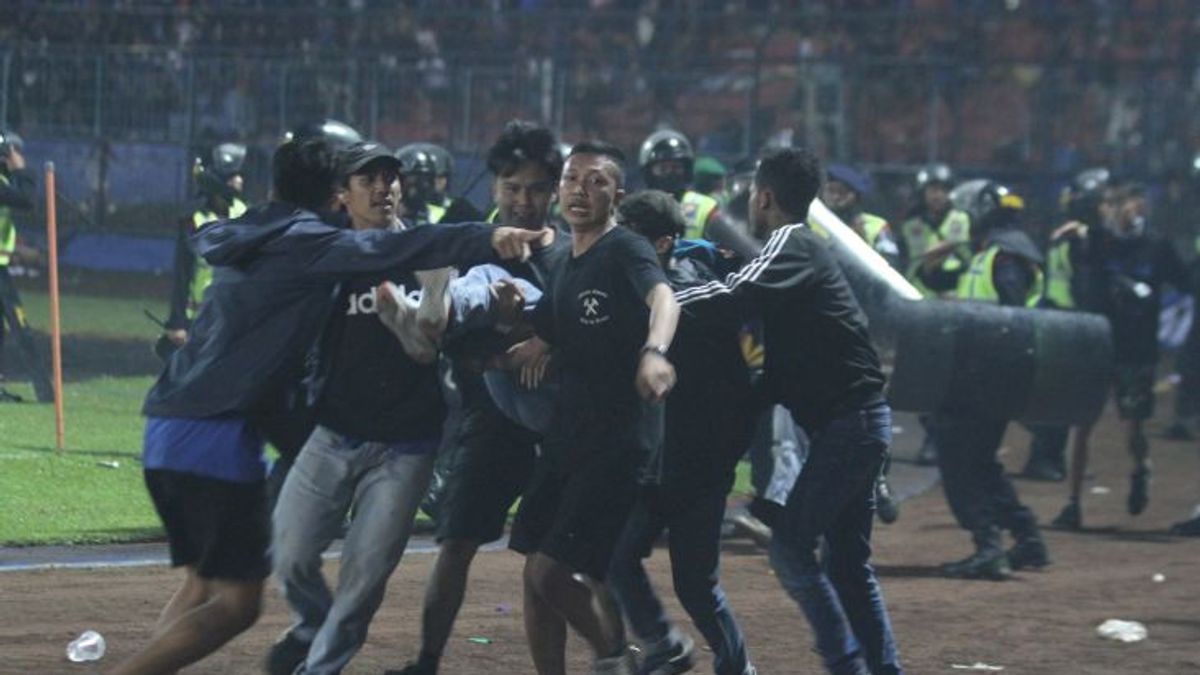 Tragedi Stadion Kanjuruhan Makan Ratusan Korban Jiwa, Erick Thohir: Sepak Bola Seharusnya Jadi Pemersatu