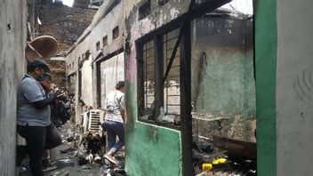 Visitez Le Site De L’incendie De Matraman Qui A Tué 10 Personnes, Anies Se Prépare à L’aide