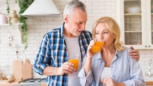 Menurut Riset: Minum Jus Jeruk Dua Gelas Sehari Menurunkan Hipertensi