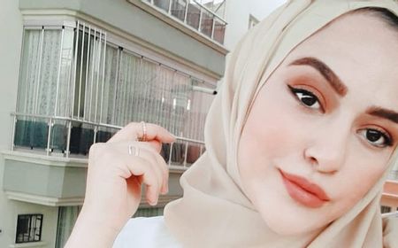 Azra Boysak Bukan Wanita Sembarangan, Teman Baru Fiki Naki Ini Punya 3 Kelebihan