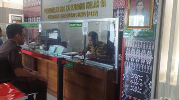 3 Defendants Of COVID-19 Budget Corruption In Flotim Were Transferred To Kupang Detention Center