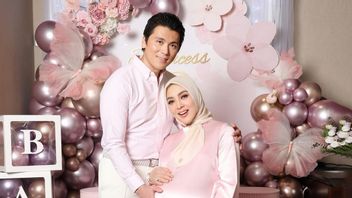 Syahrini Finally Reveals Her Childbirth Process, Full of Emotion