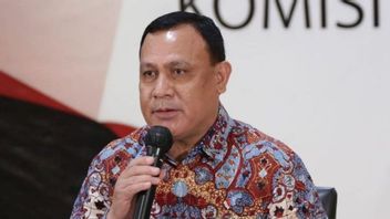 Président De La Commission D’éradication De La Corruption: Le Ministre Edhy Arrêté Au Terminal 3 Soekarno-Hatta, Après Son Arrivée D’Hawaï