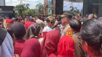 تم تشجيع العمل الجماهيري في مكتب BSI Gatot Subroto من قبل طرف غير مسؤول
