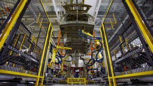 Pabrikan Mobil AS Girang, Trump Longgarkan Aturan Efisiensi BBM Depak Warisan Iklim Biden