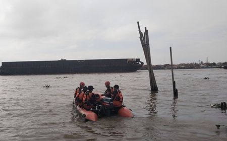 SAR Temukan Korban Ledakan Kapal Jukung di Sungai Musi Palembang