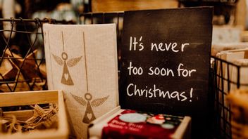 2025 年圣诞节和 2026 年新年，全球消费者仍然在购物