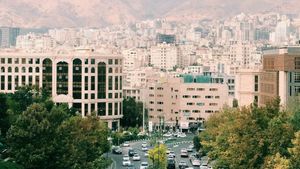 Komisi I DPR Ingatkan Pemerintah Segera Evakuasi WNI di Iran Lewat Jalur Aman