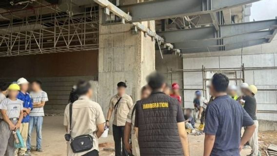 29 قطعة من المباني الصينية تم ضبطها من قبل فريق الهجرة في مارينا سيتي Waterfront في باتام