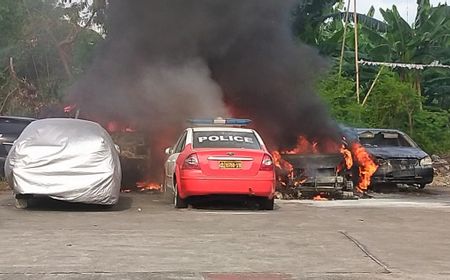 Sejumlah Mobil di Rusunawa Polri Jakbar Mendadak Terbakar, Petugas Masih Lakukan Pemadaman