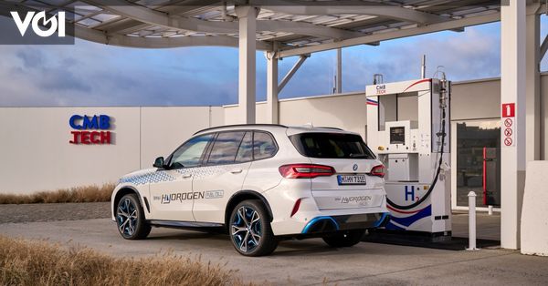 BMW's Commitment to Sustainable Energy with BMW iX5 Hydrogen - A Step Towards Environmentally Friendly Mobility