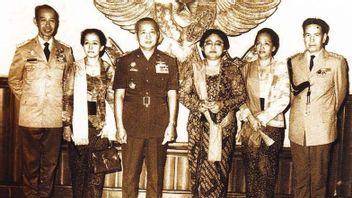 田素哈托的母亲通过妇女的佛法赋予印尼妇女权力的作用