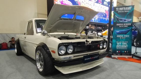 This Old Datsun Is Modified In The Style Of Hamuta Emblem GT-R