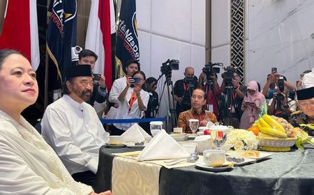 Jokowi dan Puan Satu Meja di Bukber NasDem 