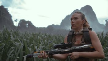 Scarlett Johansson Tells The Story Of Dallas Howard's Support: Welcome To Jurassic Family