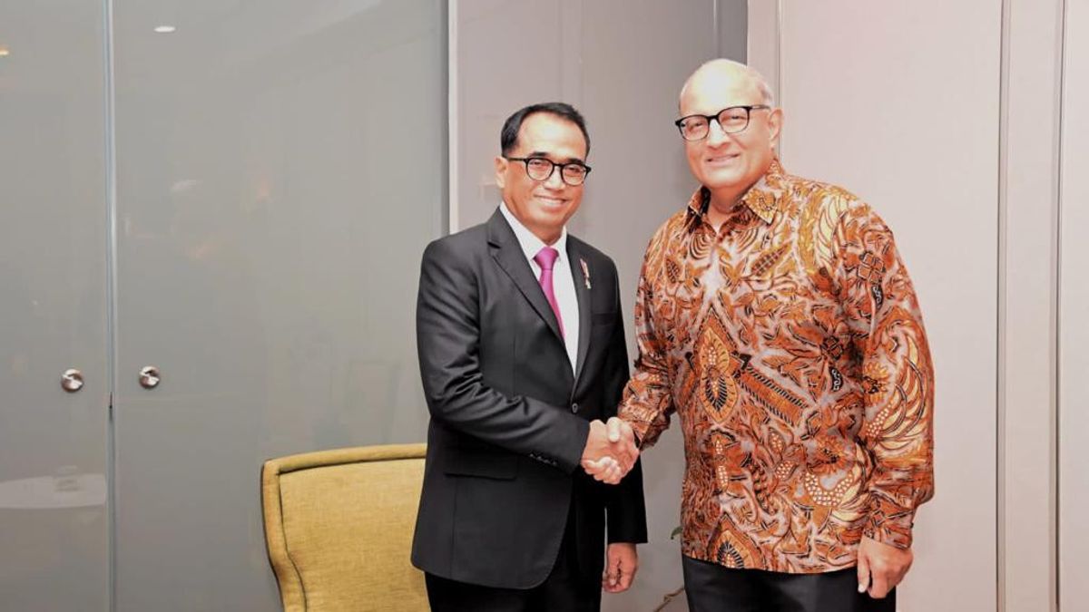Visiting The Minister Of Transportation Of Singapore, Minister Of Transportation Budi Bahas For Increased Cooperation
