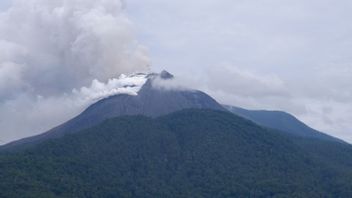 PVMBG 提醒居民注意列沃托比火山火山活动