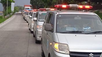 Evacuation Of Victims Of Tourism Bus Accidents, Dozens Of Ambulances Deployed By The South Tangerang City Government To Guci Tegal