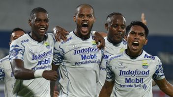 Persib Bandung 2-0击败Persija Jakarta，Sudirman：四次尝试后