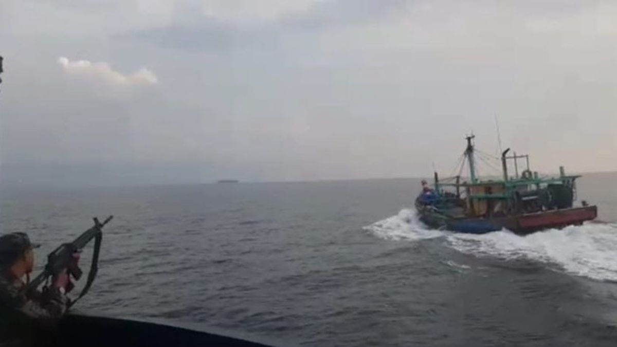 在整个 2021 KKP 捕获 135 艘非法渔船，越南偷鱼最多