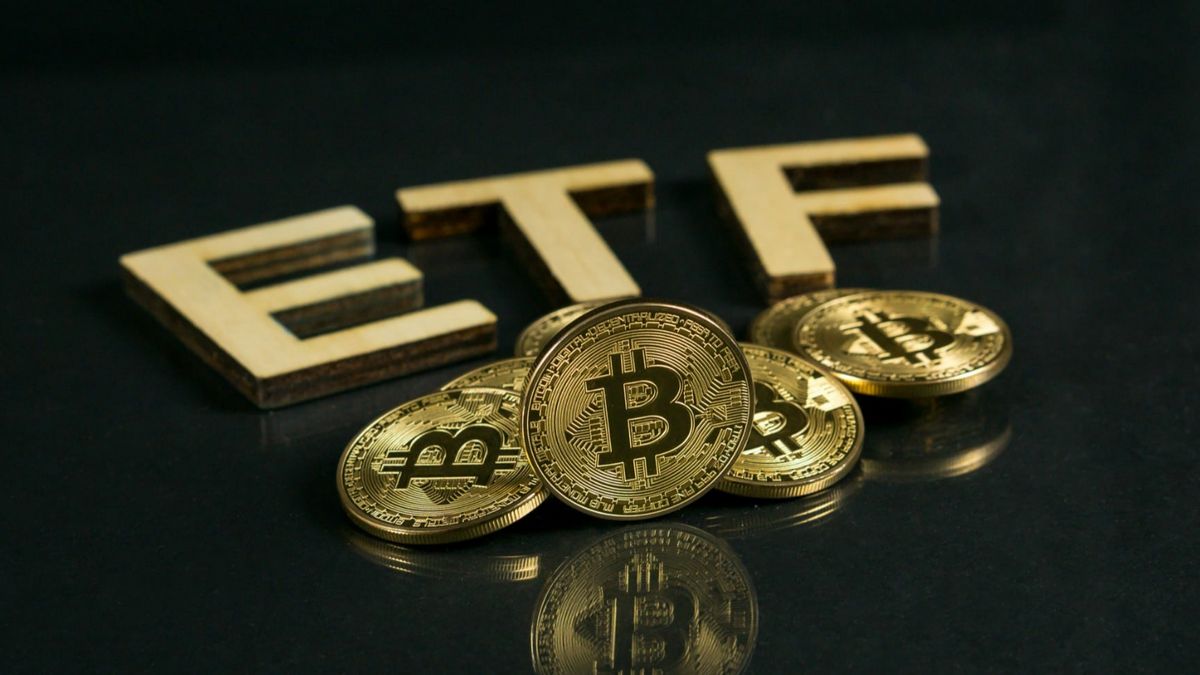 The Fate Of Bitcoin ETF In The Hands Of US Regulators, Crypto Community Awaits SEC Decision This Week