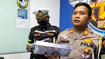 Tim PJR Polda Lampung Sita 2,6 Juta Batang Rokok Ilegal