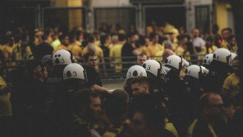 93 Police Injured In Riot Demo In Philippine Manila