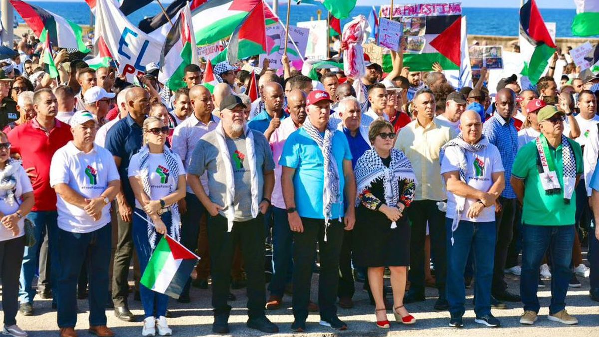 Cuban President Miguel Diaz-Canel Leads Demonstration in Support of Palestine in Havana