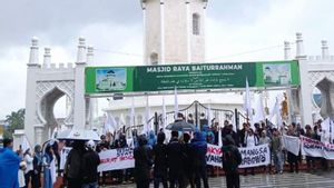 Mualem Anggap Bendera Putih di Aceh Solidaritas, Minta Korban Bencana Bersabar