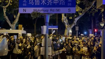 After Protests For COVID-19 Restrictions Over The End Of Week, China Tightens Security