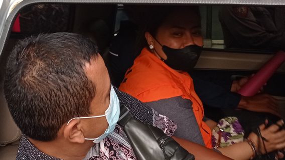 Former Tabanan Regent Suspect Alleged Bribery In DID Management And Immediately Arrested, Udayana University Lecturer Joined In Dragged