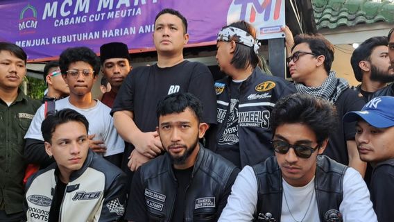 Bantu Palestina, Abidzar Al Ghifari akan Lelang Jaket Peninggalan Ustad Jefri Al Buchori