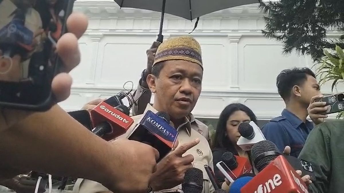 Menteri ESDM Jadi Ketua Satgas Energi Bersih, Presiden Pasang Target 3–4 Tahun: 100 GW PLTS hingga Konversi Motor
