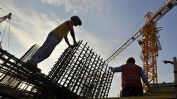 Building A Red and White Village Cooperative Outlet, Agrinas Partners with TNI