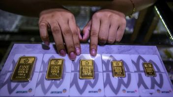 Harga Emas Antam Turun ke Rp2,956 Juta per Gram