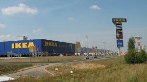 Bakal Jual Empat Pabrik, Tutup Dua Kantor dan PHK Pekerja: IKEA Cuci Gudang Produknya untuk Pelanggan dan Karyawan