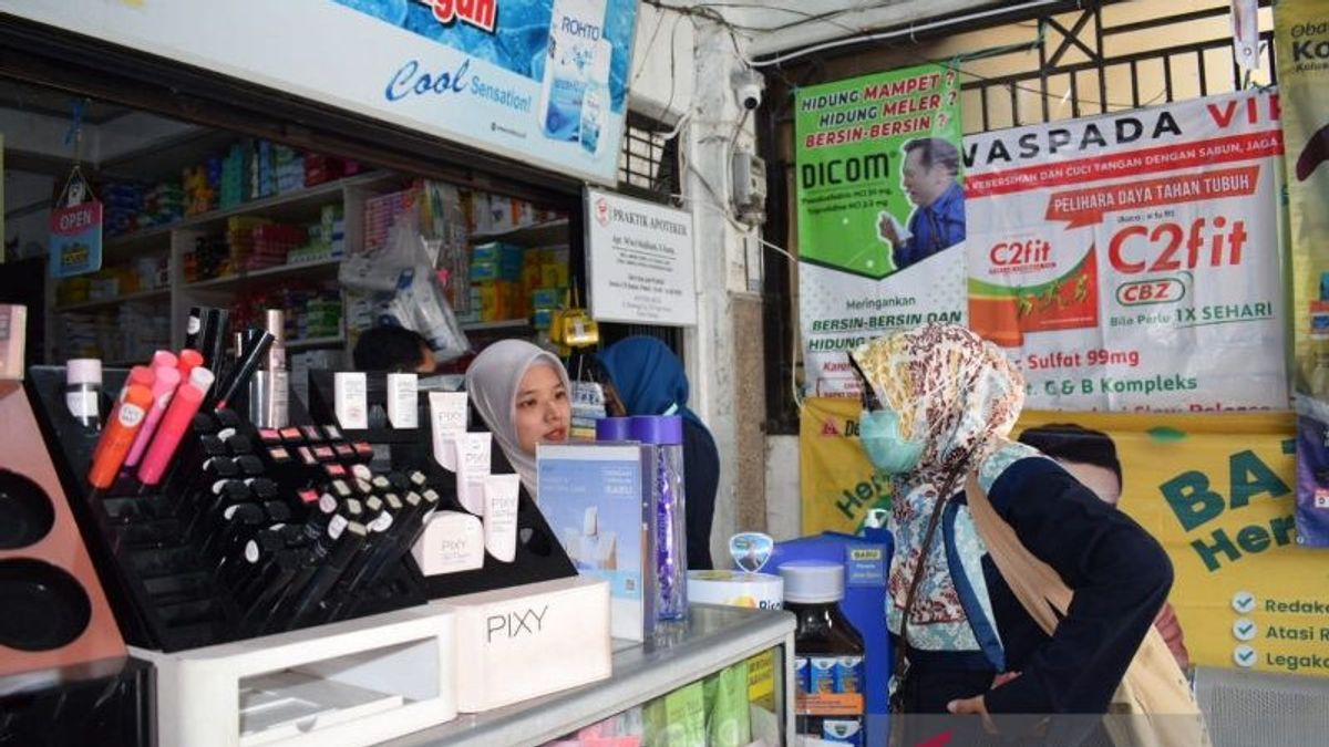 Sudah 12 Ribu Botol Obat Sirop Terlarang yang Ditarik BPOM di Padang